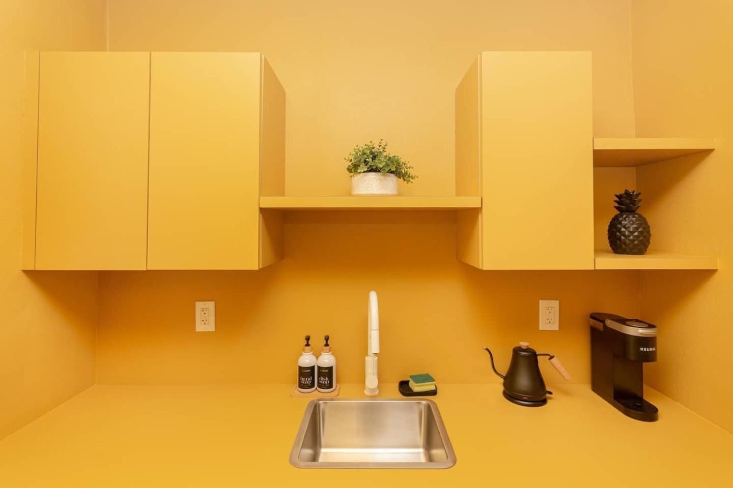 מיאמי Large Stylish Studio Apartment In El Portal #3 מראה חיצוני תמונה